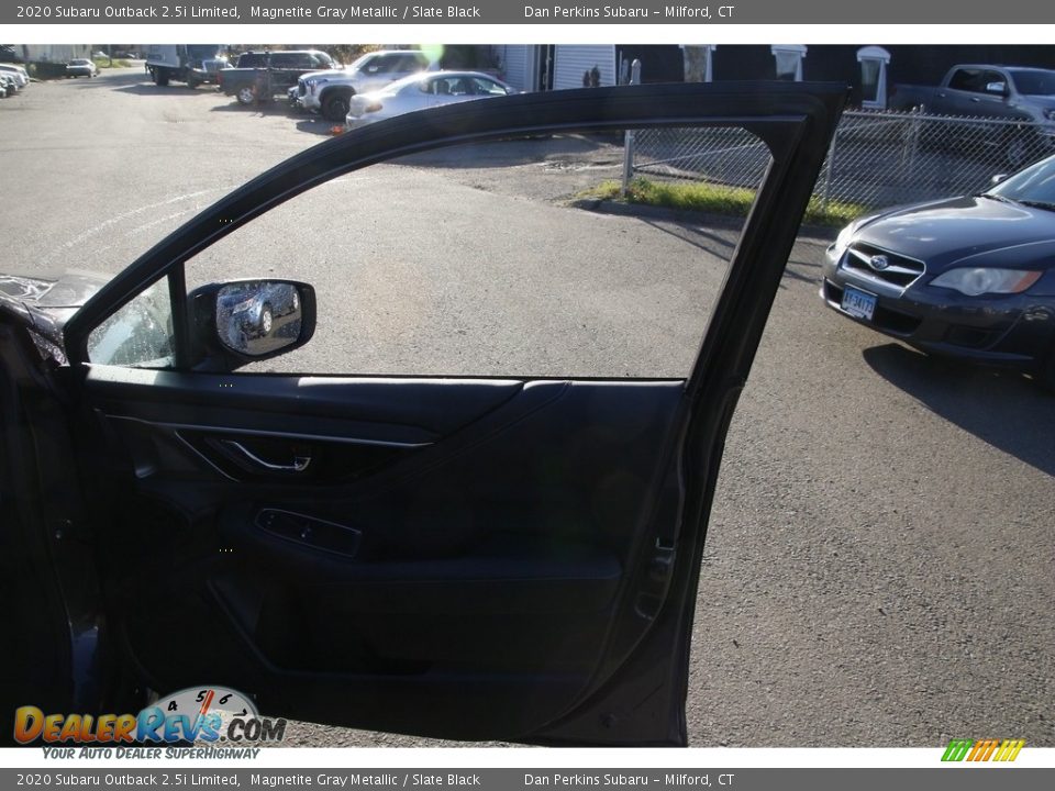 2020 Subaru Outback 2.5i Limited Magnetite Gray Metallic / Slate Black Photo #17