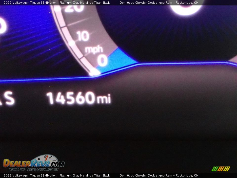 2022 Volkswagen Tiguan SE 4Motion Platinum Gray Metallic / Titan Black Photo #33