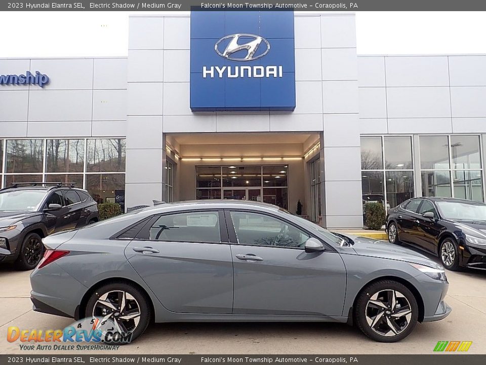 Electric Shadow 2023 Hyundai Elantra SEL Photo #1