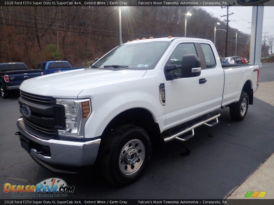 2018 Ford F250 Super Duty XL SuperCab 4x4 Oxford White / Earth Gray Photo #6