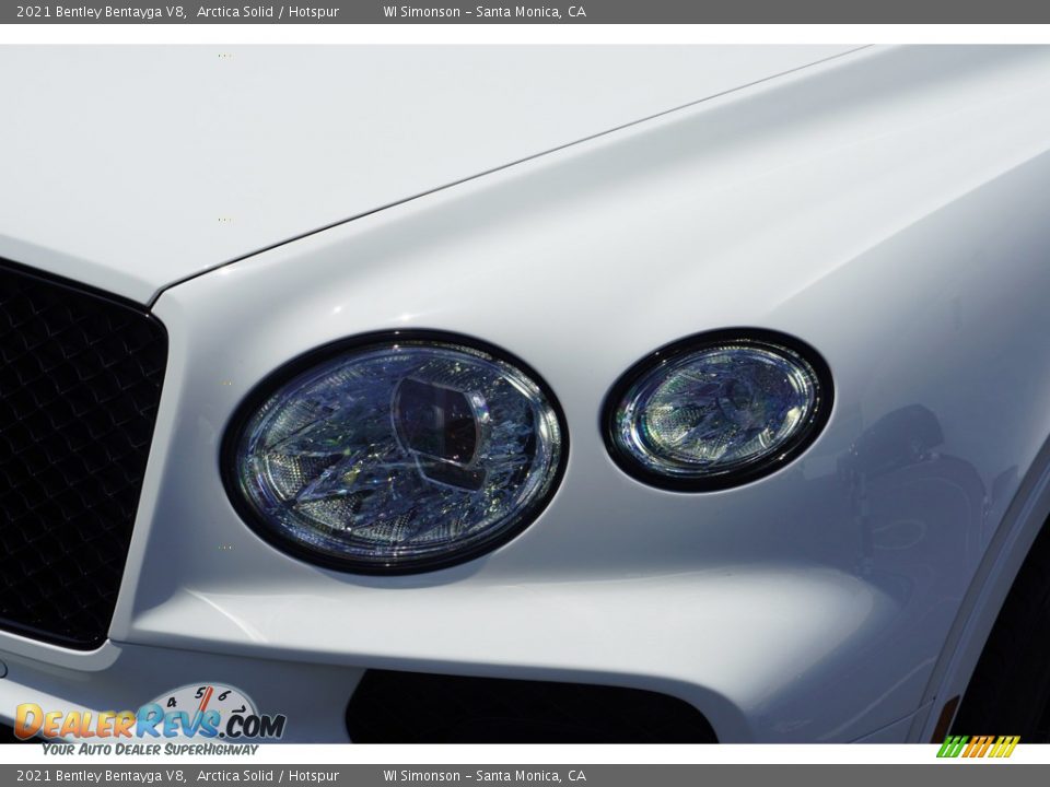 2021 Bentley Bentayga V8 Arctica Solid / Hotspur Photo #7