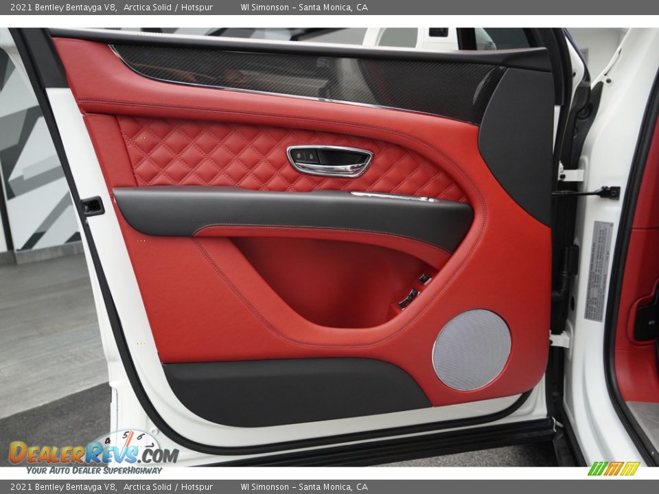 Door Panel of 2021 Bentley Bentayga V8 Photo #27