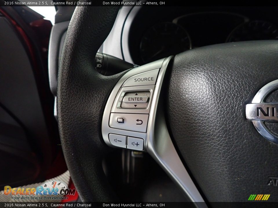 2016 Nissan Altima 2.5 S Cayenne Red / Charcoal Photo #23