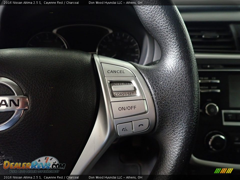 2016 Nissan Altima 2.5 S Cayenne Red / Charcoal Photo #24