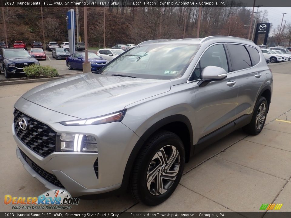 Front 3/4 View of 2023 Hyundai Santa Fe SEL AWD Photo #7