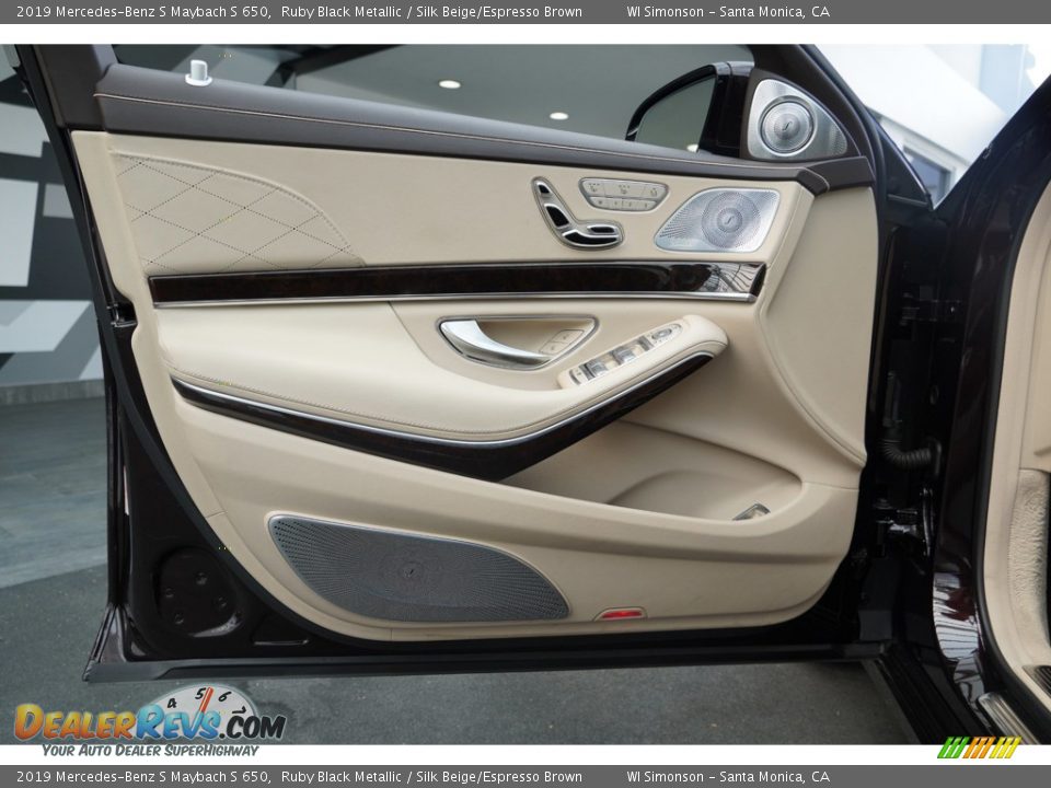 Door Panel of 2019 Mercedes-Benz S Maybach S 650 Photo #26