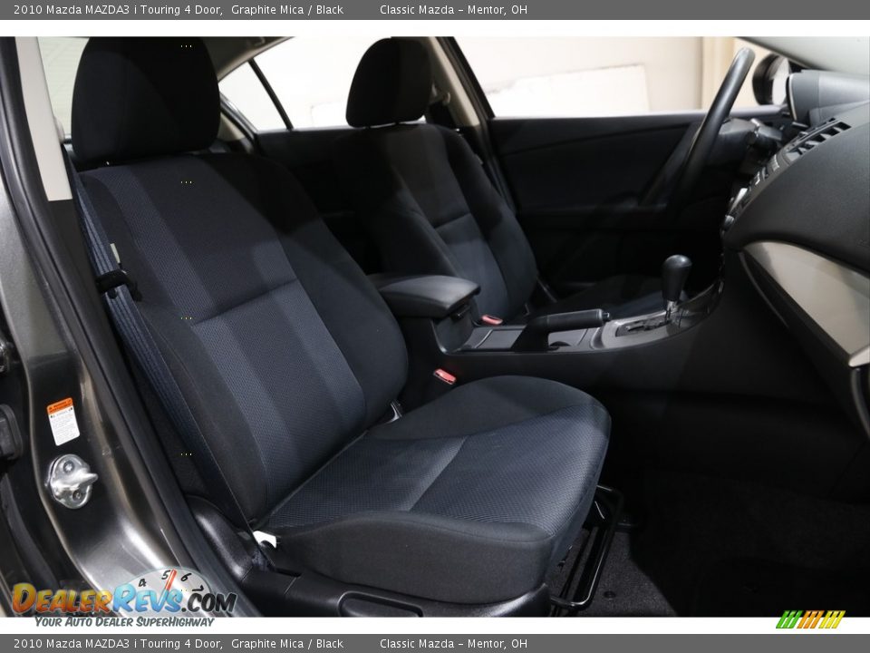 2010 Mazda MAZDA3 i Touring 4 Door Graphite Mica / Black Photo #16