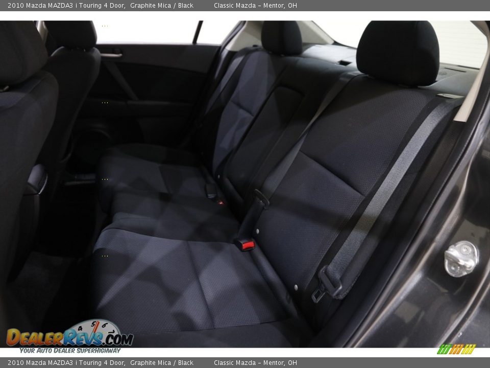 2010 Mazda MAZDA3 i Touring 4 Door Graphite Mica / Black Photo #18