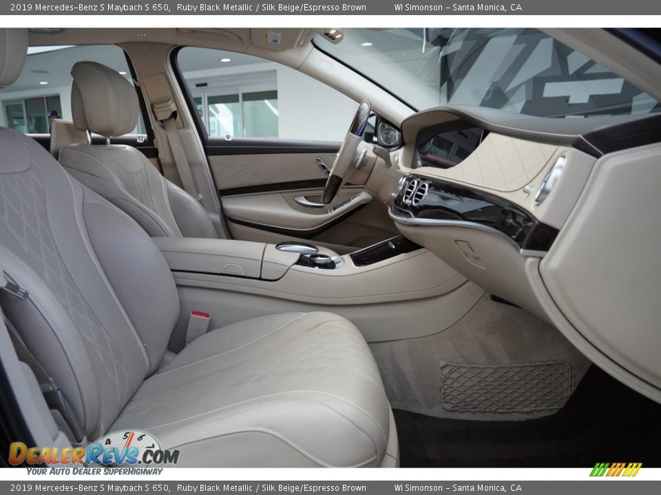 Front Seat of 2019 Mercedes-Benz S Maybach S 650 Photo #35