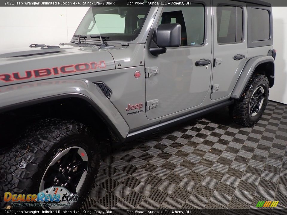 2021 Jeep Wrangler Unlimited Rubicon 4x4 Sting-Gray / Black Photo #12