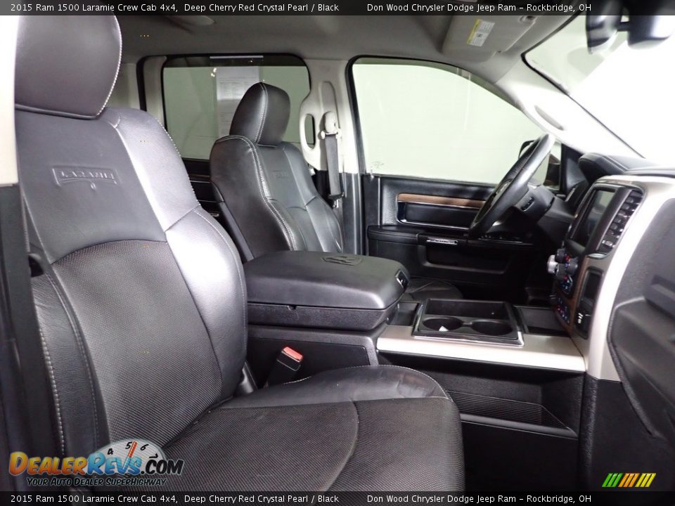 Front Seat of 2015 Ram 1500 Laramie Crew Cab 4x4 Photo #28