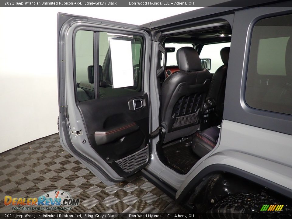 2021 Jeep Wrangler Unlimited Rubicon 4x4 Sting-Gray / Black Photo #33