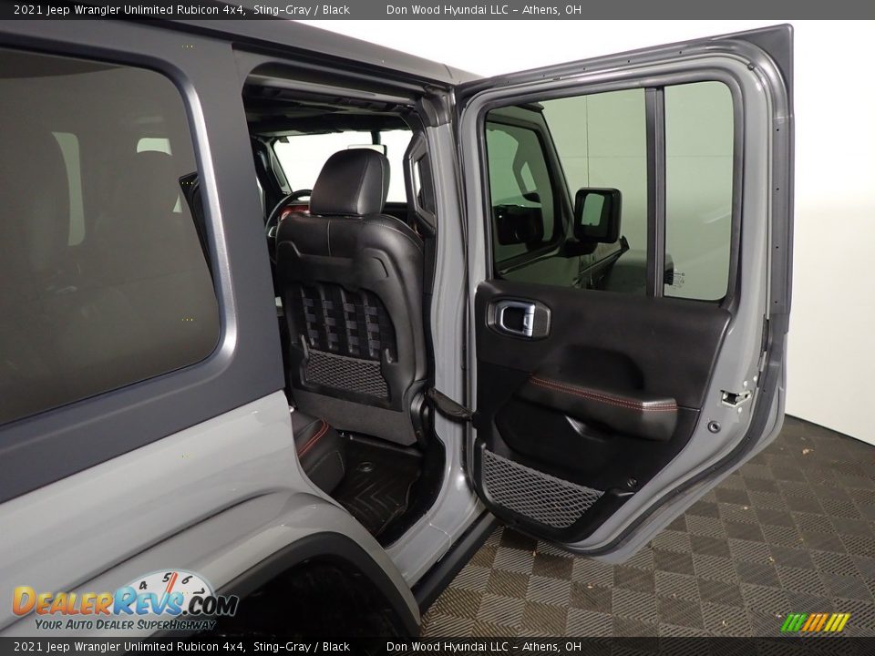 2021 Jeep Wrangler Unlimited Rubicon 4x4 Sting-Gray / Black Photo #35