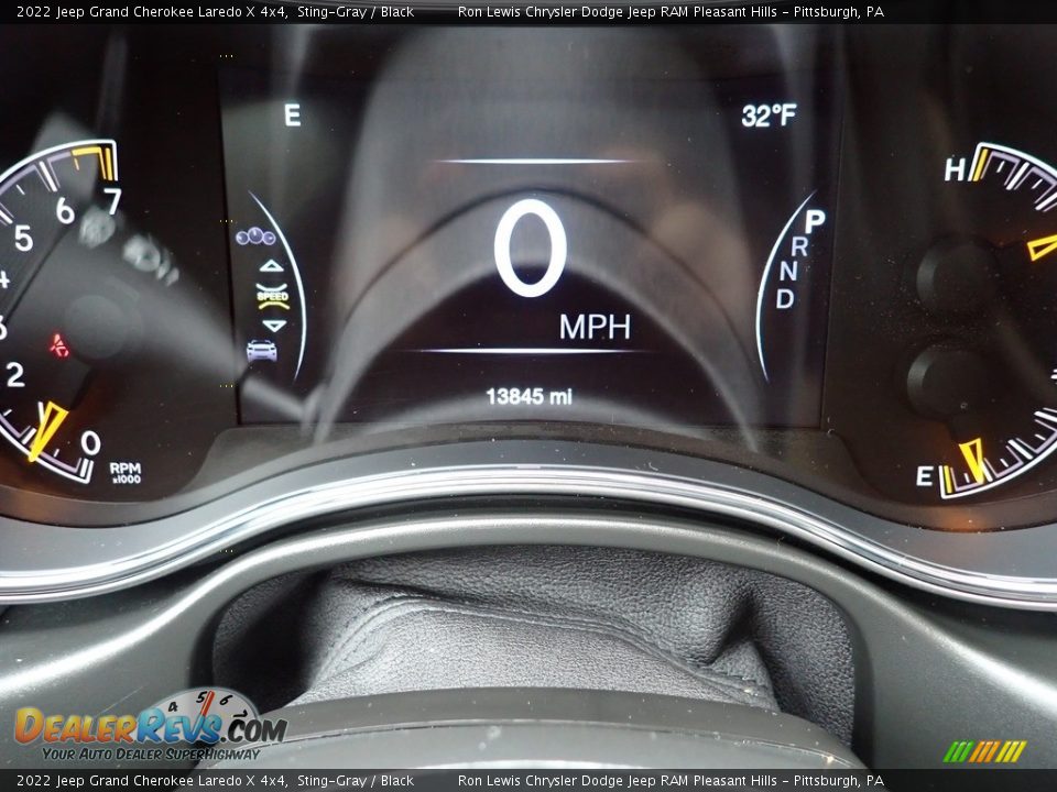 2022 Jeep Grand Cherokee Laredo X 4x4 Gauges Photo #20