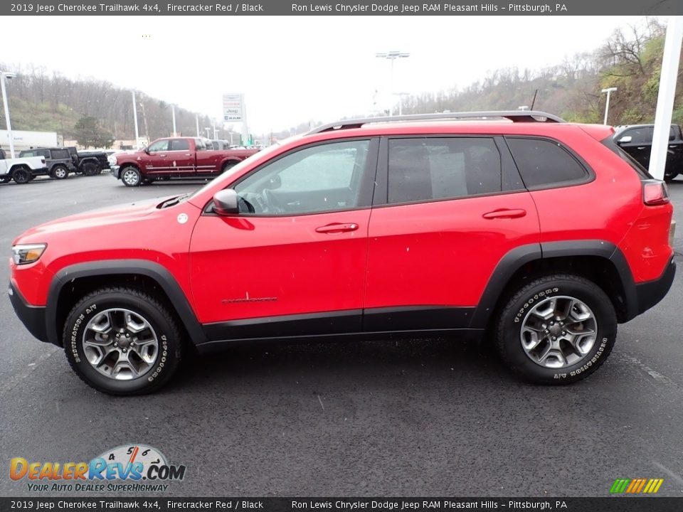 2019 Jeep Cherokee Trailhawk 4x4 Firecracker Red / Black Photo #2