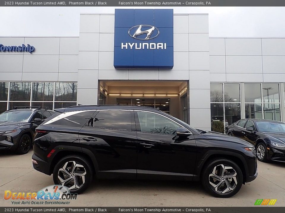 2023 Hyundai Tucson Limited AWD Phantom Black / Black Photo #1