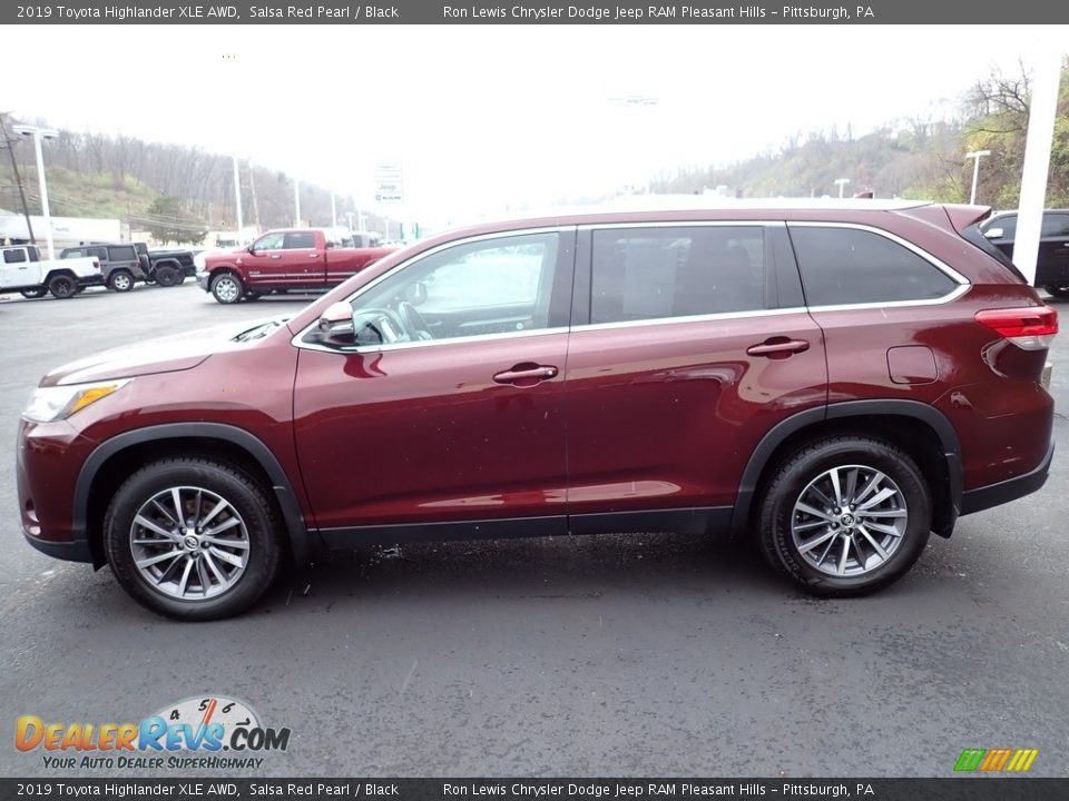 2019 Toyota Highlander XLE AWD Salsa Red Pearl / Black Photo #2