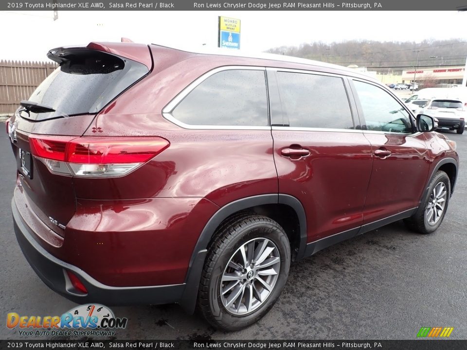 2019 Toyota Highlander XLE AWD Salsa Red Pearl / Black Photo #6