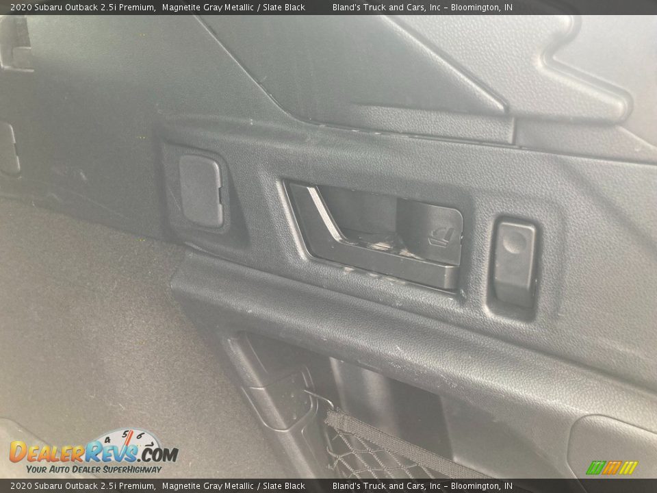2020 Subaru Outback 2.5i Premium Magnetite Gray Metallic / Slate Black Photo #34