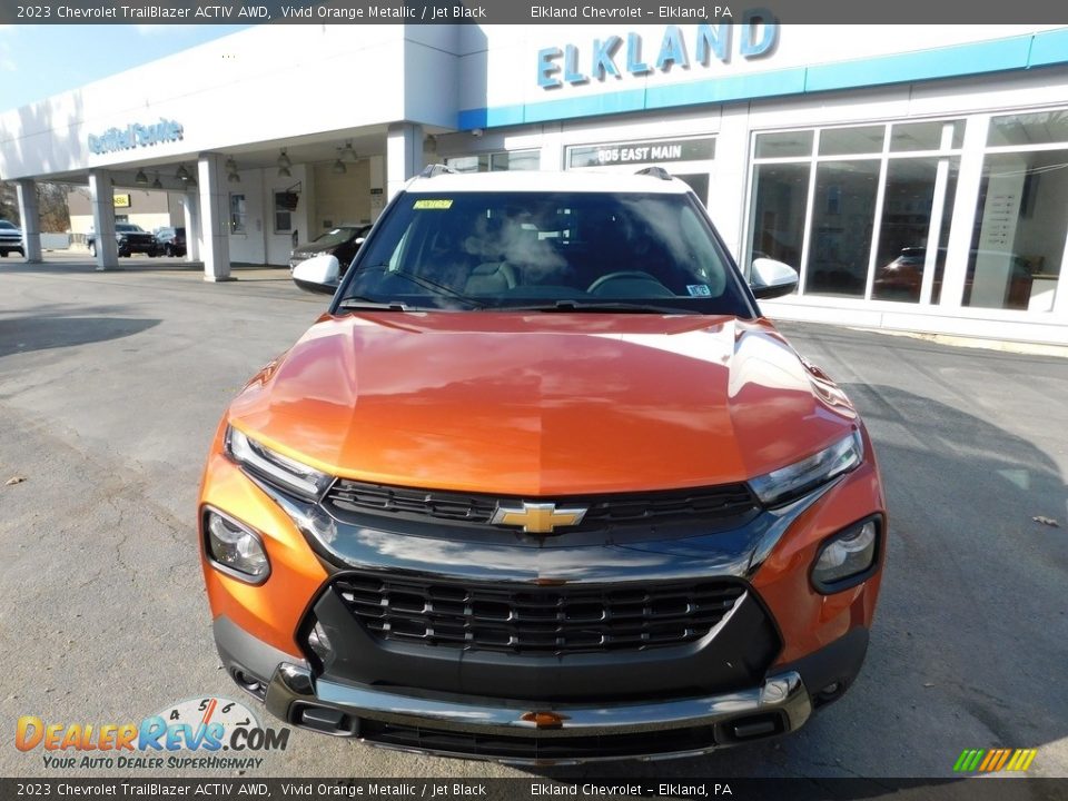 2023 Chevrolet TrailBlazer ACTIV AWD Vivid Orange Metallic / Jet Black Photo #3