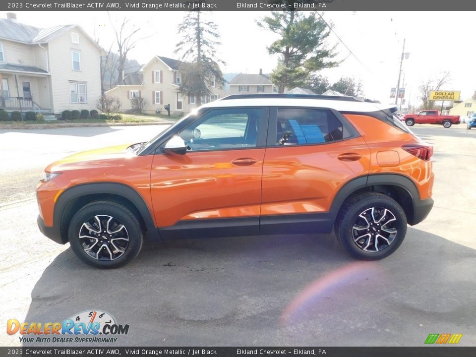 2023 Chevrolet TrailBlazer ACTIV AWD Vivid Orange Metallic / Jet Black Photo #11