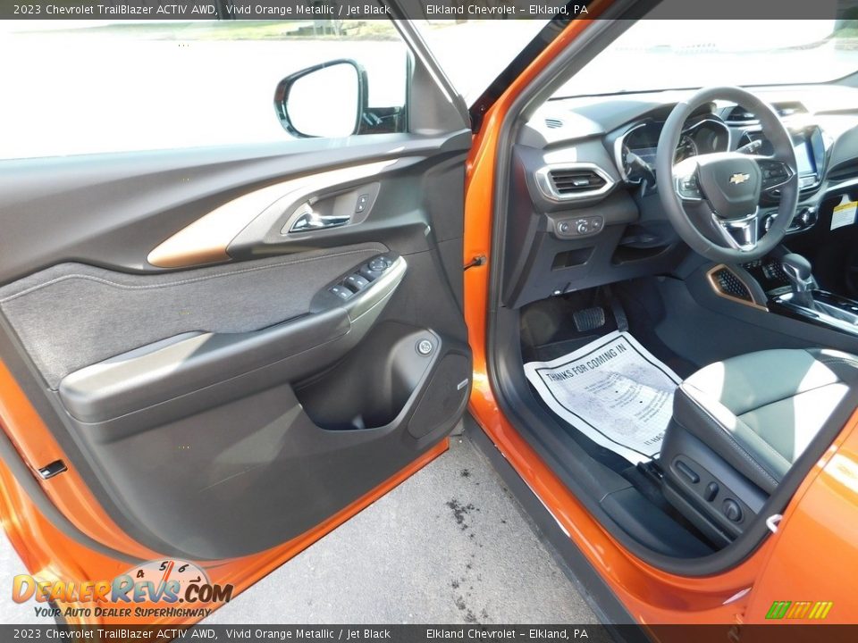 2023 Chevrolet TrailBlazer ACTIV AWD Vivid Orange Metallic / Jet Black Photo #16