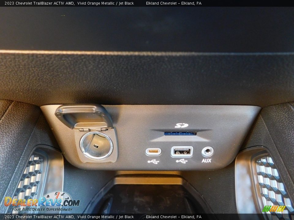 2023 Chevrolet TrailBlazer ACTIV AWD Vivid Orange Metallic / Jet Black Photo #34