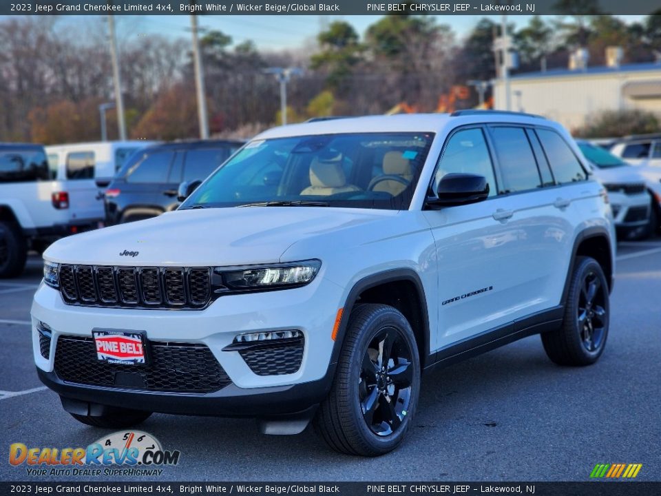 2023 Jeep Grand Cherokee Limited 4x4 Bright White / Wicker Beige/Global Black Photo #1