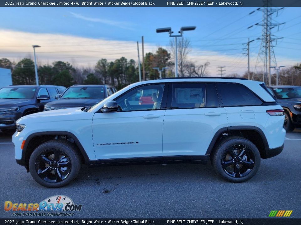 2023 Jeep Grand Cherokee Limited 4x4 Bright White / Wicker Beige/Global Black Photo #3