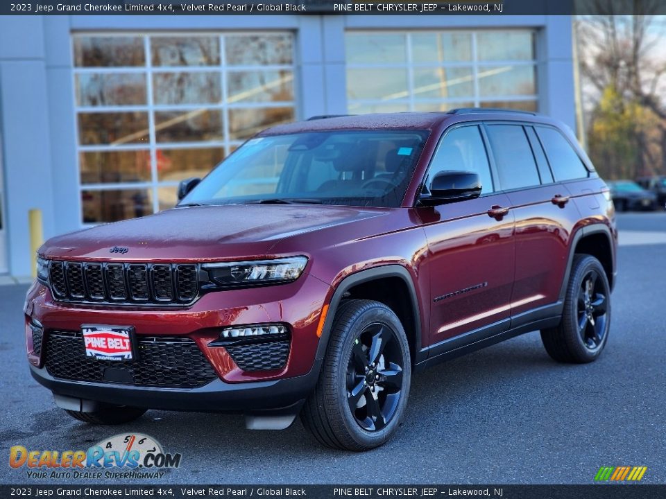 2023 Jeep Grand Cherokee Limited 4x4 Velvet Red Pearl / Global Black Photo #1