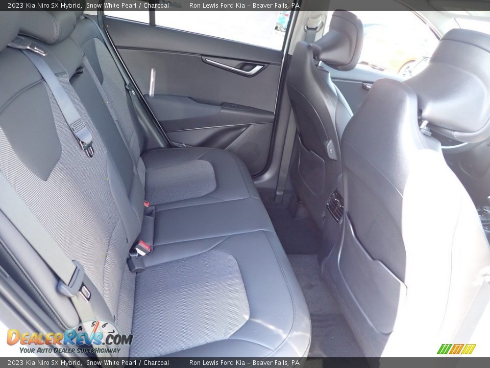 2023 Kia Niro SX Hybrid Snow White Pearl / Charcoal Photo #10