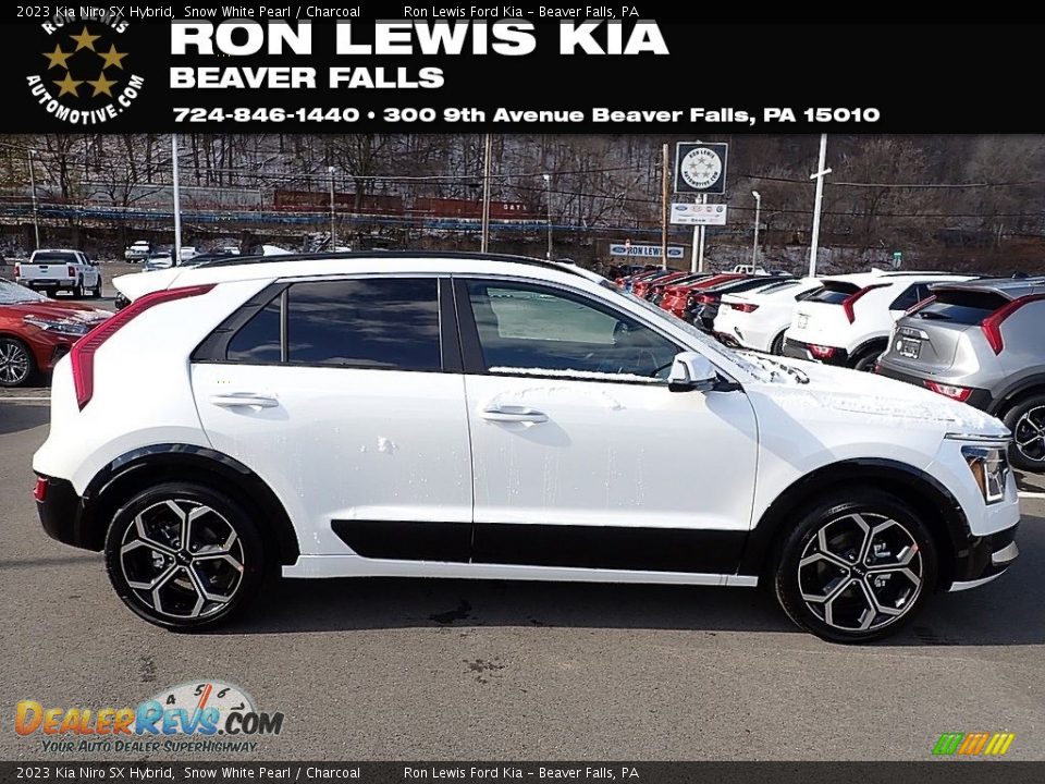 2023 Kia Niro SX Hybrid Snow White Pearl / Charcoal Photo #1