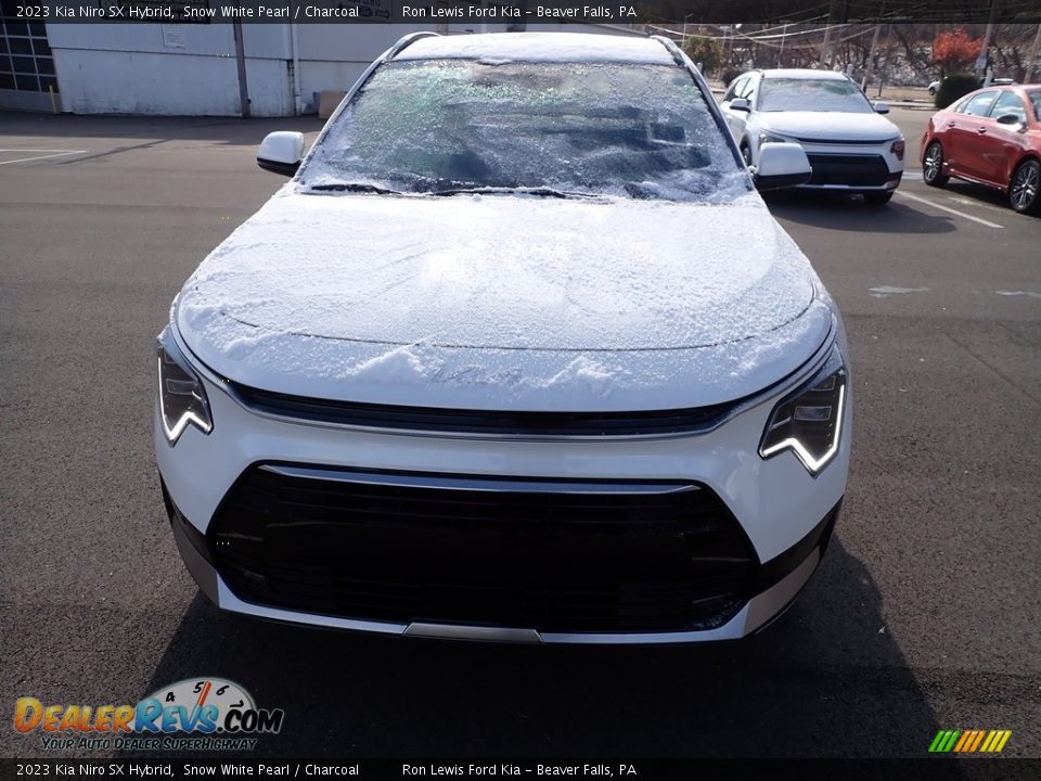 2023 Kia Niro SX Hybrid Snow White Pearl / Charcoal Photo #3