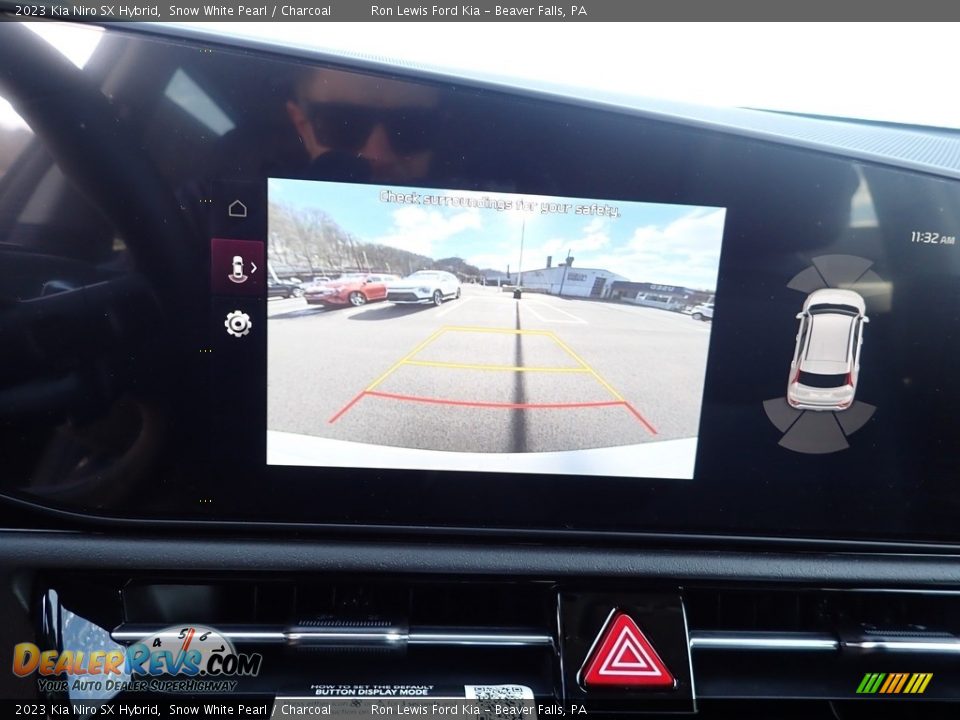 2023 Kia Niro SX Hybrid Snow White Pearl / Charcoal Photo #18