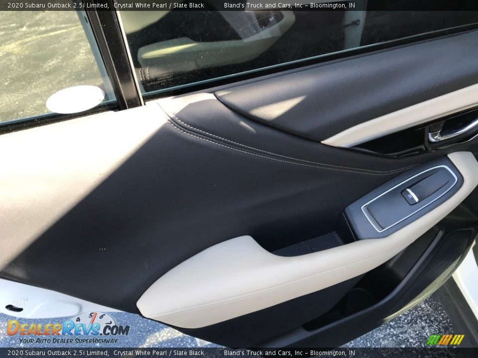 2020 Subaru Outback 2.5i Limited Crystal White Pearl / Slate Black Photo #33