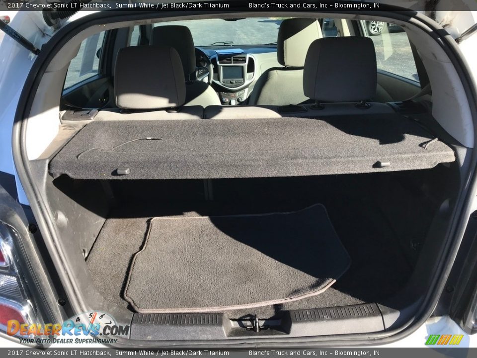 2017 Chevrolet Sonic LT Hatchback Trunk Photo #8
