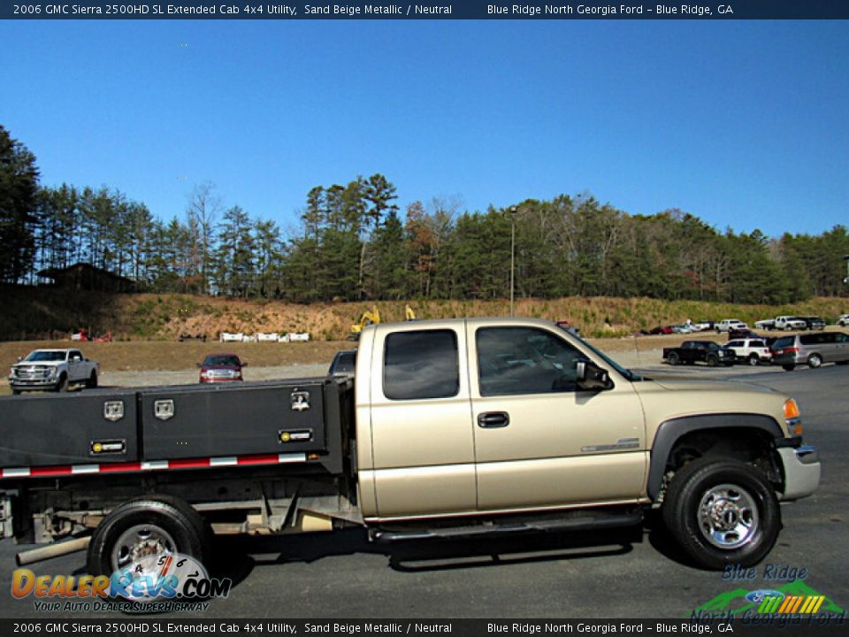 Sand Beige Metallic 2006 GMC Sierra 2500HD SL Extended Cab 4x4 Utility Photo #6