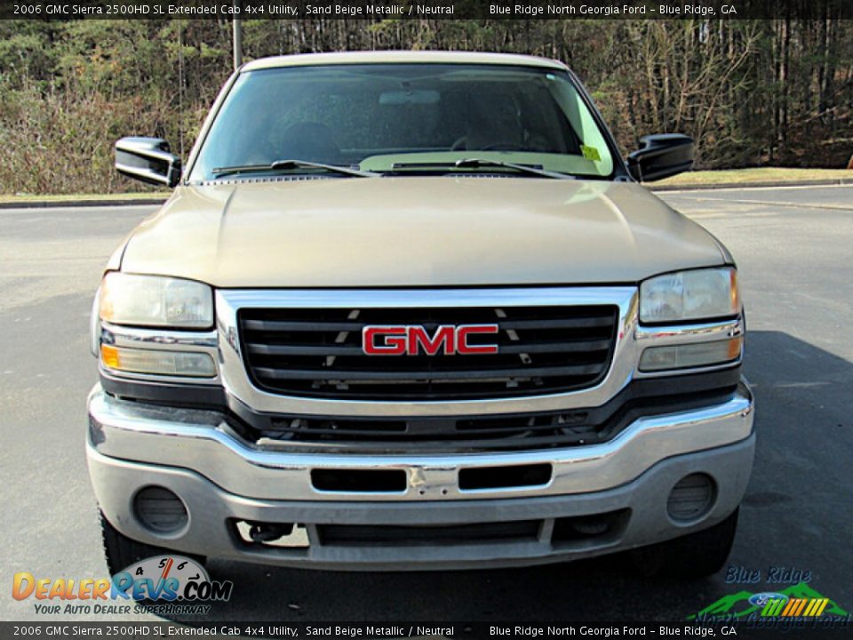 2006 GMC Sierra 2500HD SL Extended Cab 4x4 Utility Sand Beige Metallic / Neutral Photo #8