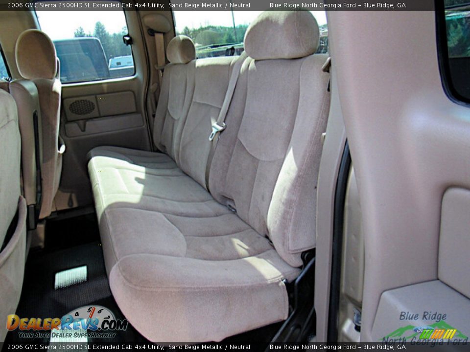 Rear Seat of 2006 GMC Sierra 2500HD SL Extended Cab 4x4 Utility Photo #11