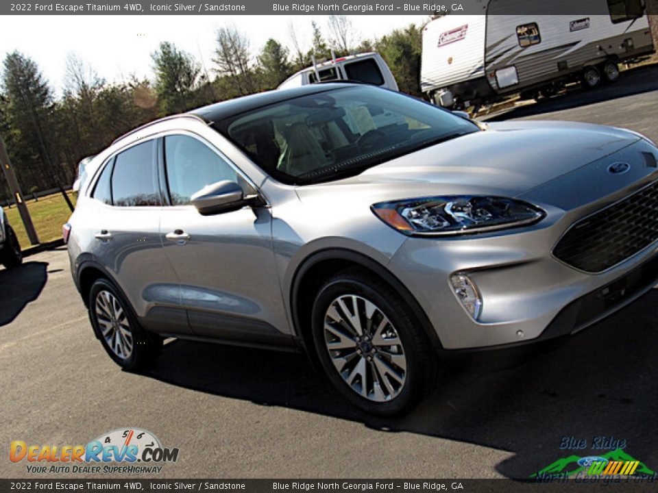 2022 Ford Escape Titanium 4WD Iconic Silver / Sandstone Photo #26