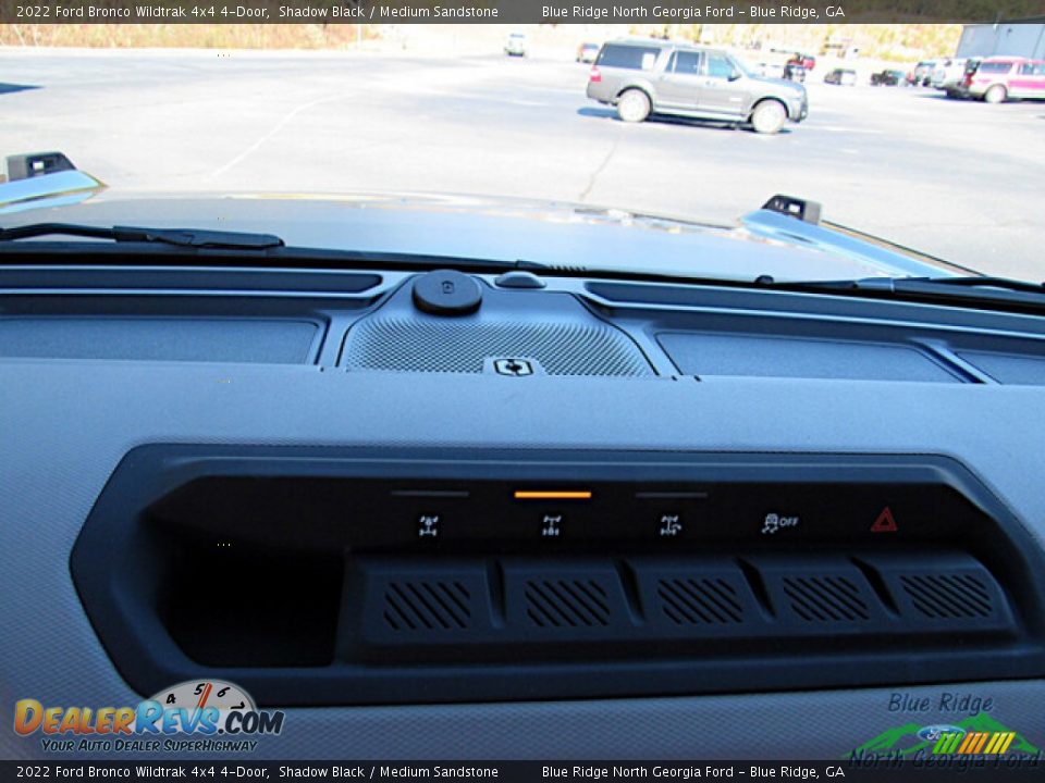 2022 Ford Bronco Wildtrak 4x4 4-Door Shadow Black / Medium Sandstone Photo #23