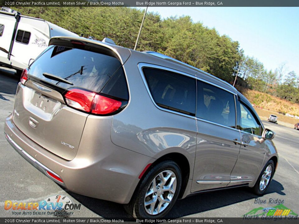 2018 Chrysler Pacifica Limited Molten Silver / Black/Deep Mocha Photo #28