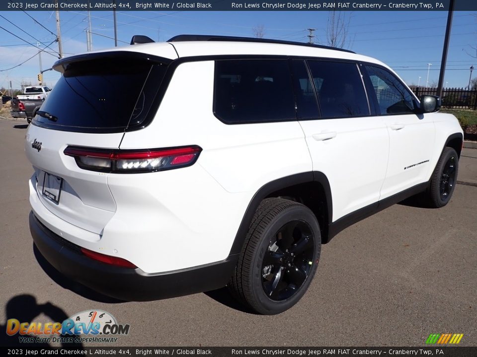 2023 Jeep Grand Cherokee L Altitude 4x4 Bright White / Global Black Photo #5