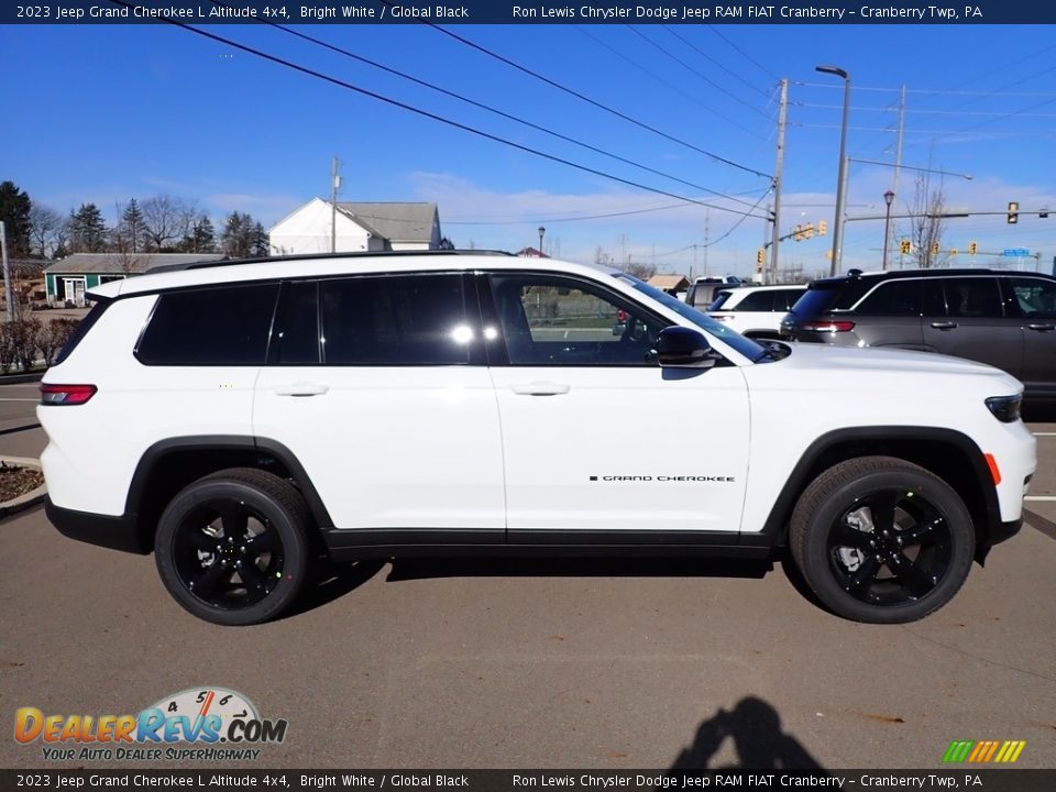 2023 Jeep Grand Cherokee L Altitude 4x4 Bright White / Global Black Photo #6