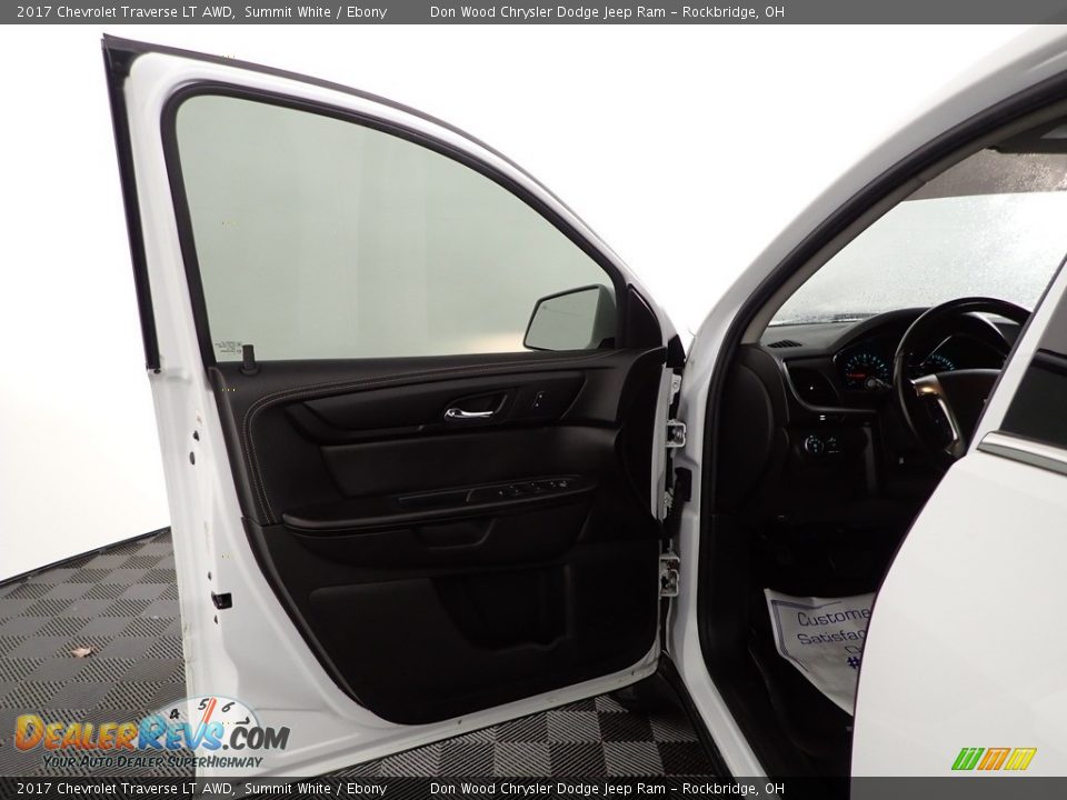 2017 Chevrolet Traverse LT AWD Summit White / Ebony Photo #11