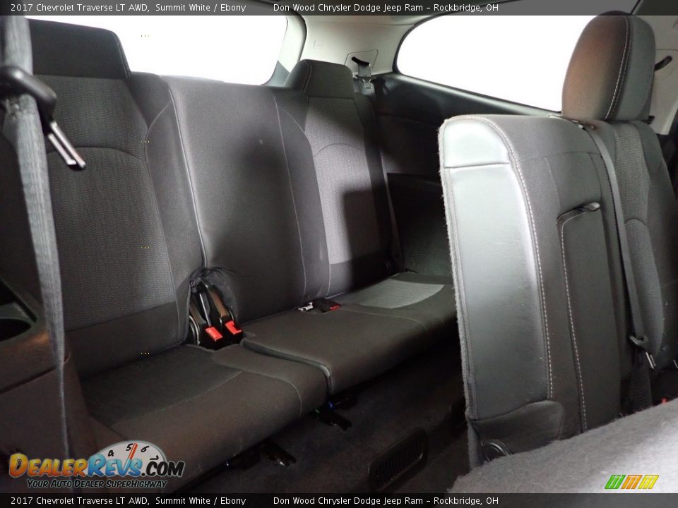 2017 Chevrolet Traverse LT AWD Summit White / Ebony Photo #31