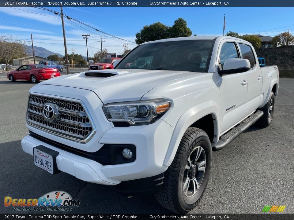 2017 Toyota Tacoma TRD Sport Double Cab Super White / TRD Graphite Photo #3