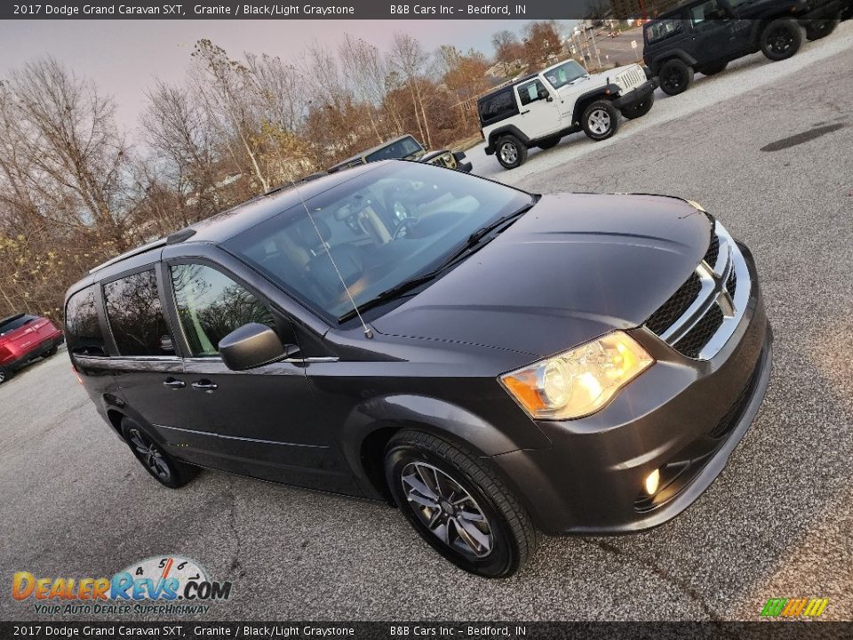 2017 Dodge Grand Caravan SXT Granite / Black/Light Graystone Photo #7