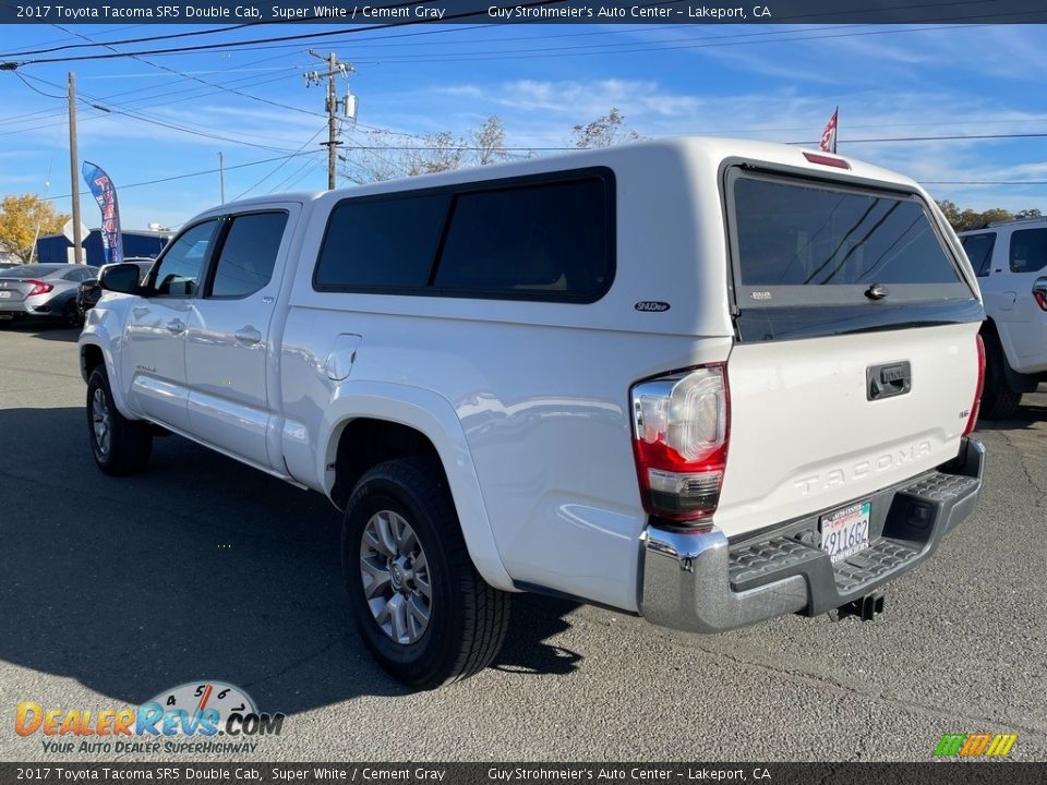 2017 Toyota Tacoma SR5 Double Cab Super White / Cement Gray Photo #5