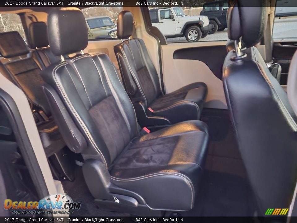 2017 Dodge Grand Caravan SXT Granite / Black/Light Graystone Photo #22